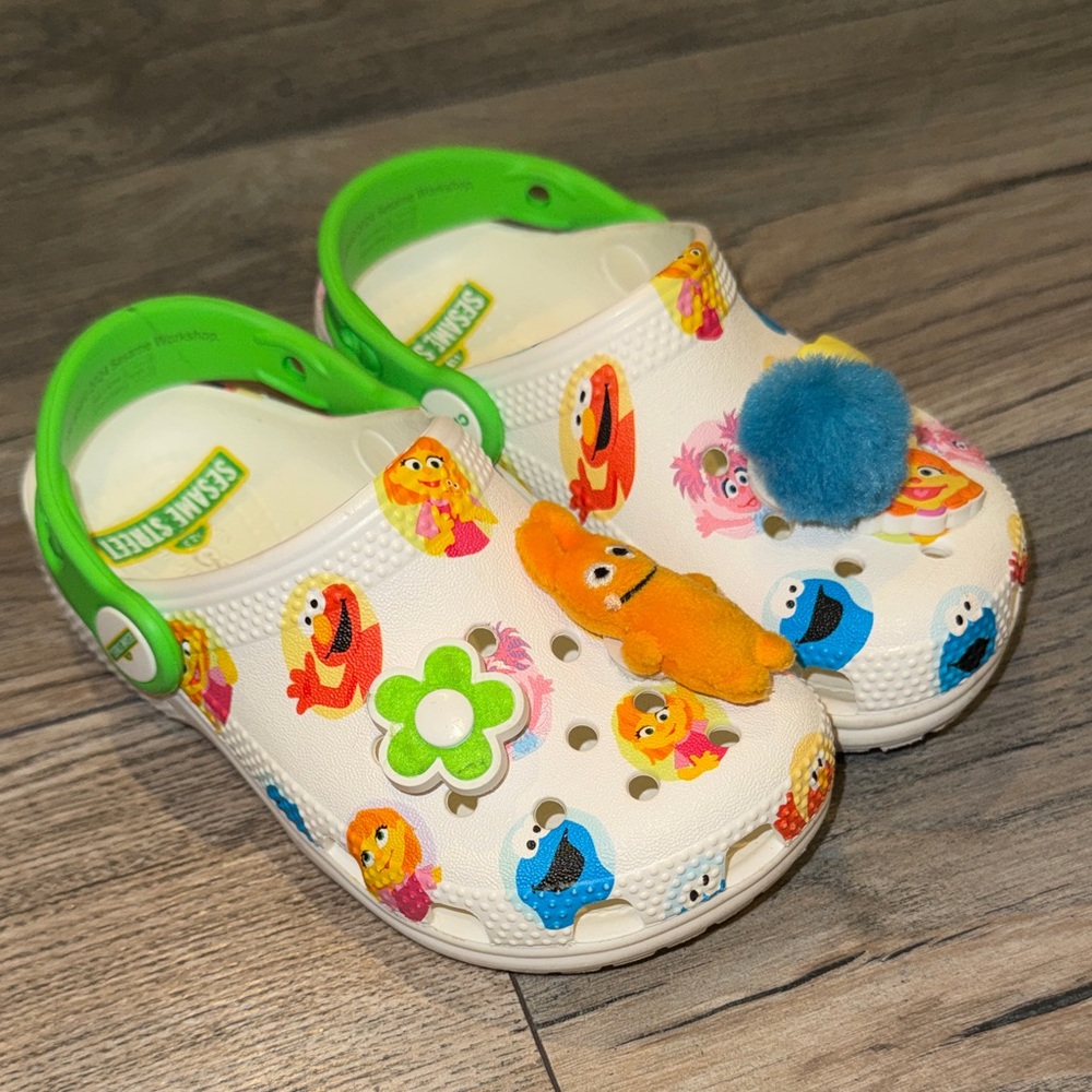 Sesame Street x Crocs Classic Clog Toddler 'Be Seen' Sz C9